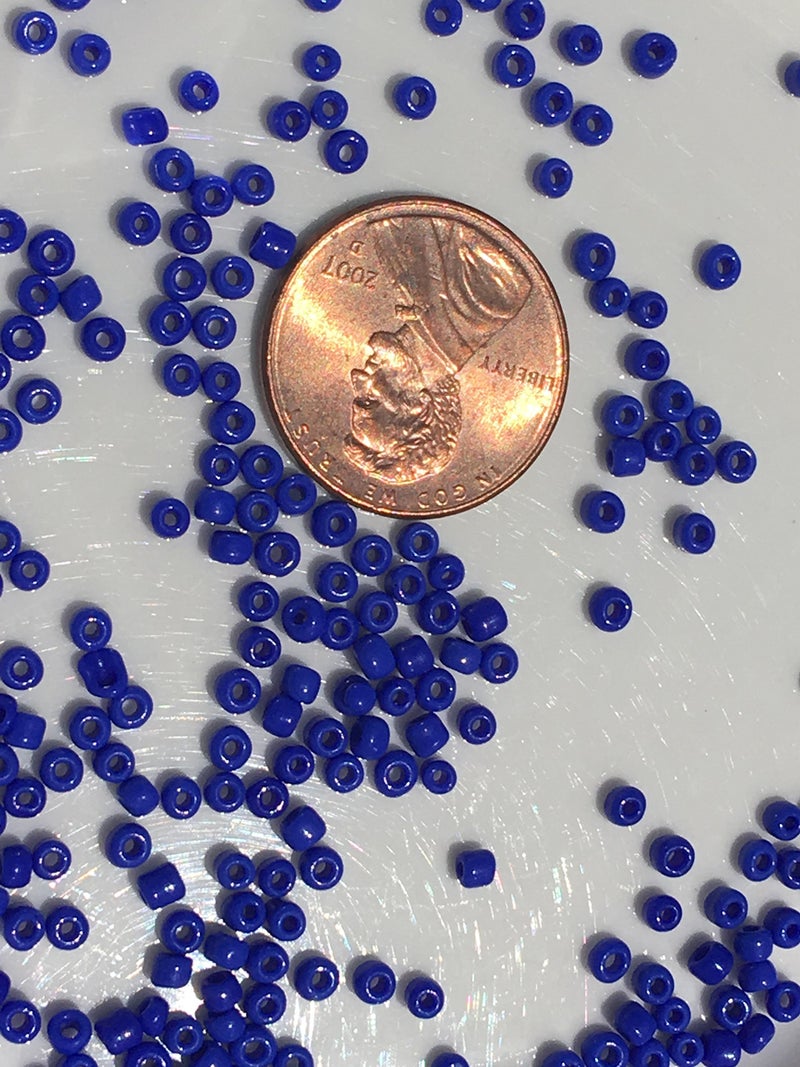 Golden Leaf Czech Glass Seed Beads Royal Blue Opaque Size:11/0 50 gr / 1.76 oz - Image 3